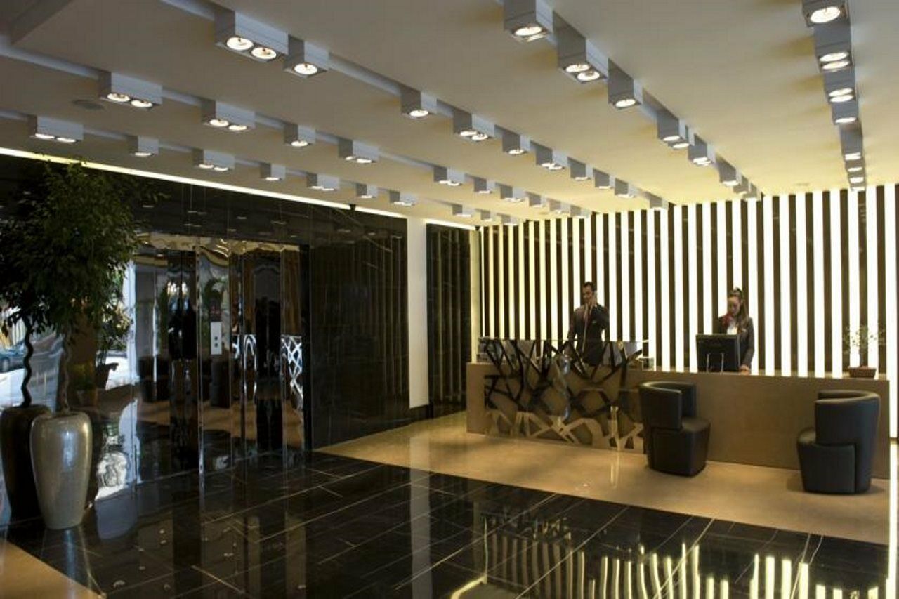 Lancaster Suites Raouche Бейрут Экстерьер фото