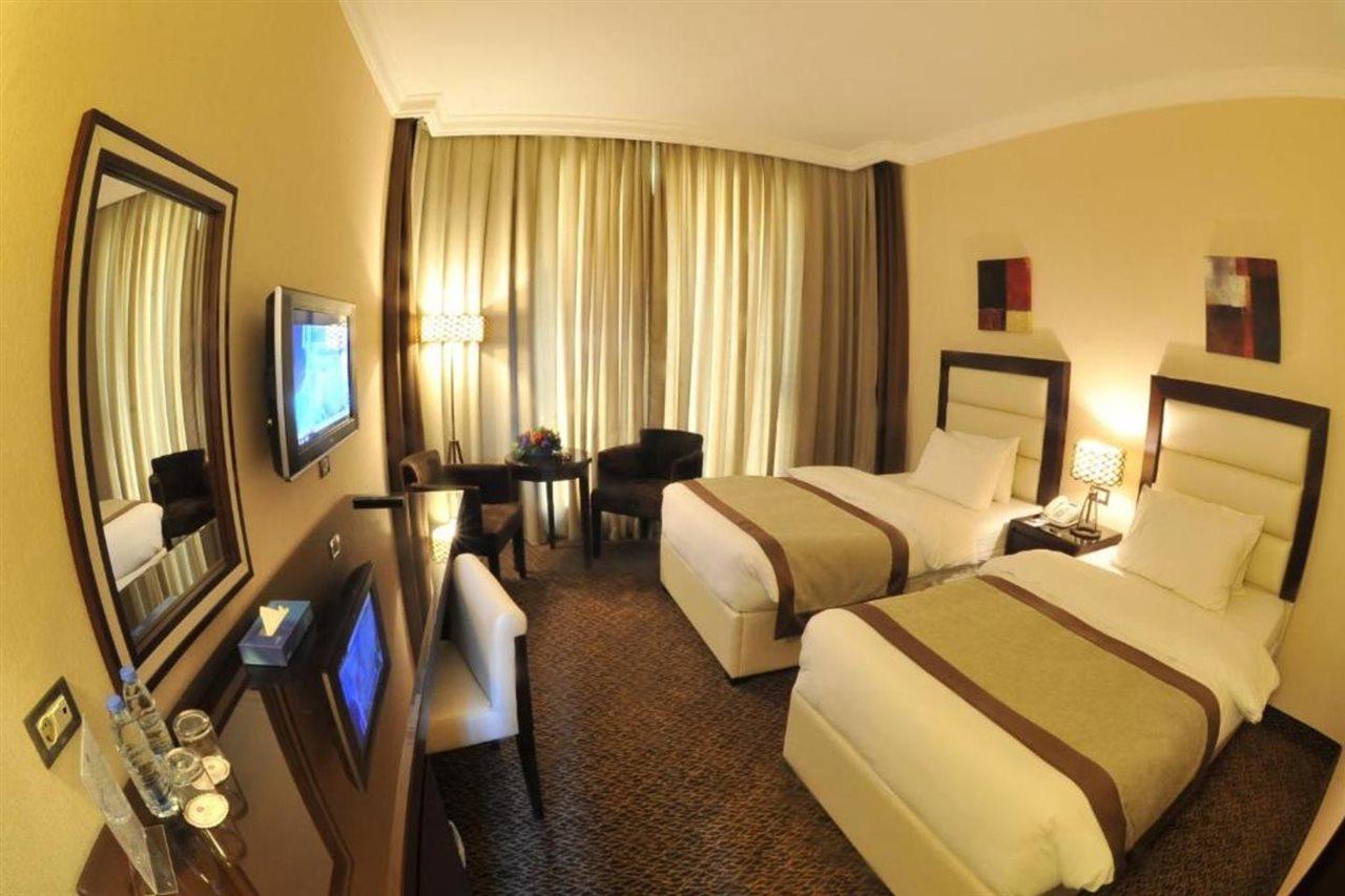 Lancaster Suites Raouche Бейрут Экстерьер фото
